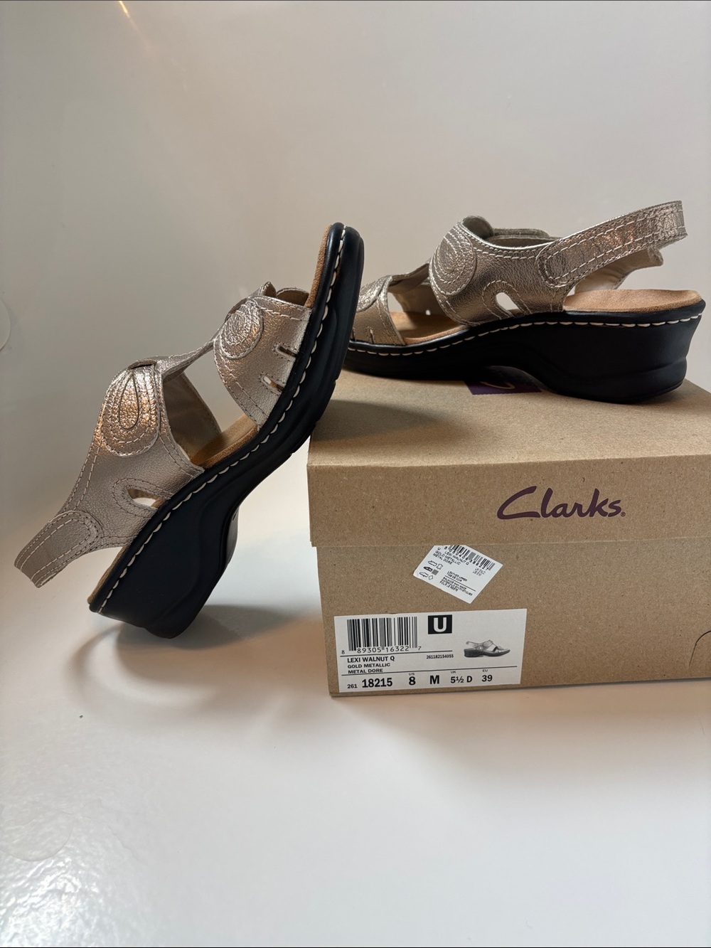 Clarks Women’s Metallic Gold Slingback Sandals 8